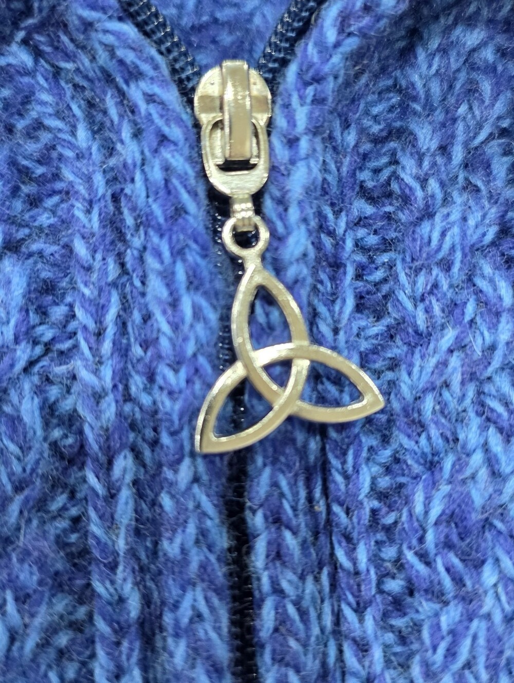 Aran Crafts 100% Merino Wool Cable Knit Zip Poncho Vest Blue, Size M - Picture 7 of 9